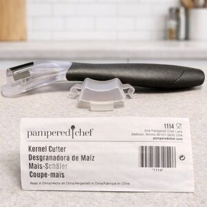 Pampered Chef Black Kernel Cutter